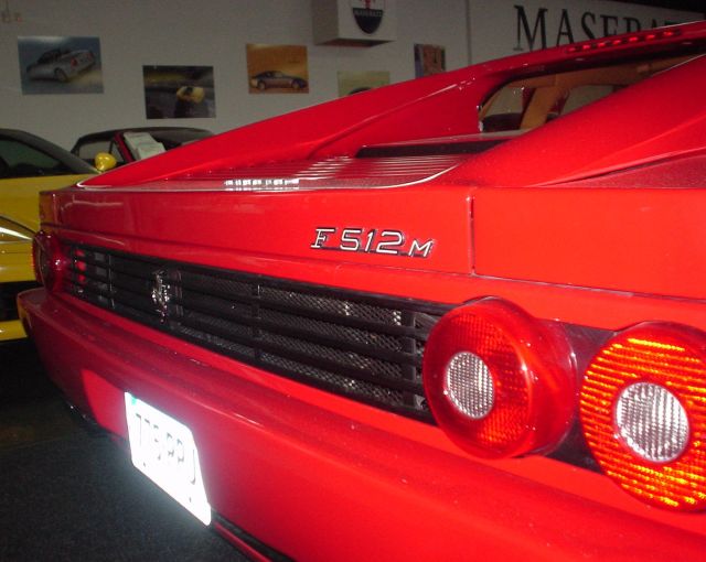 F512M