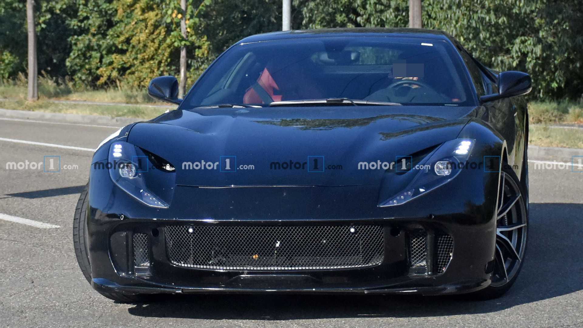 Ferrari 812 GTO spy photo