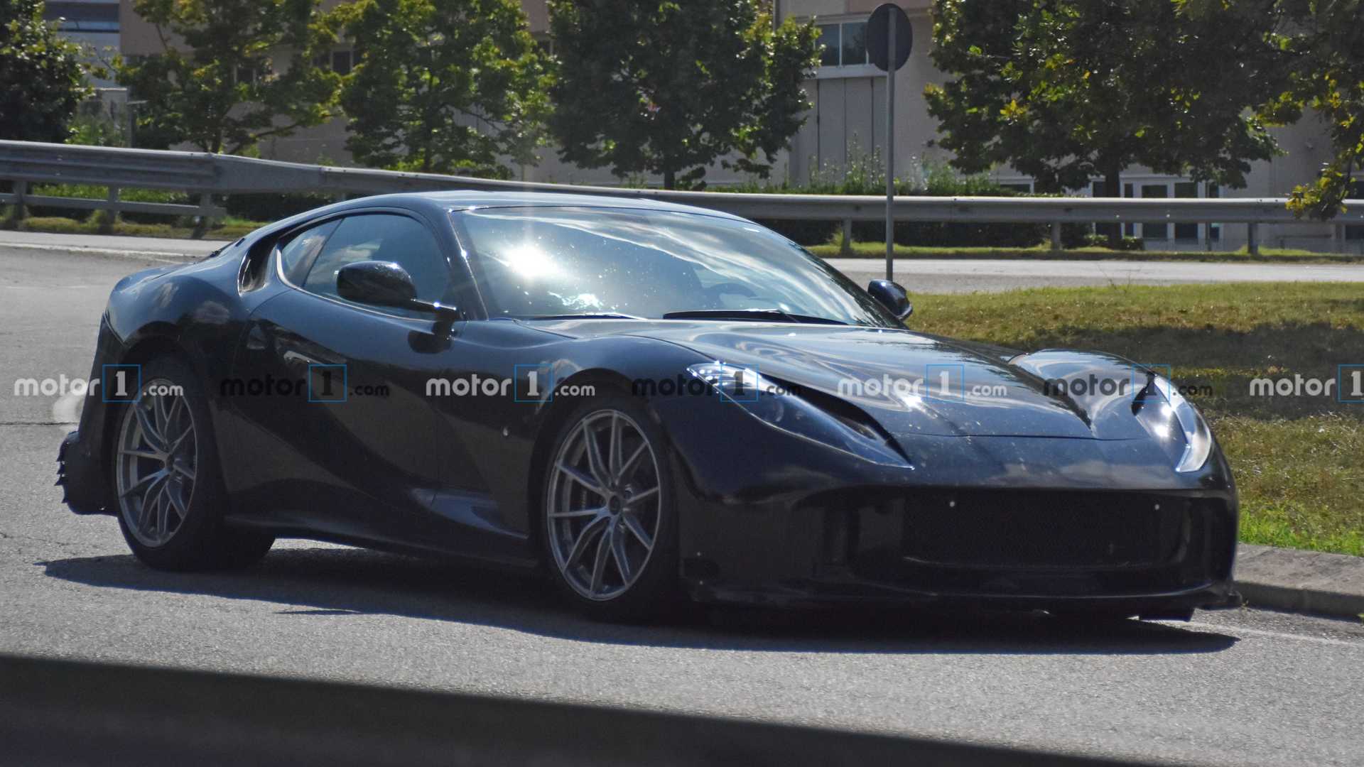 Ferrari 812 GTO spy photo