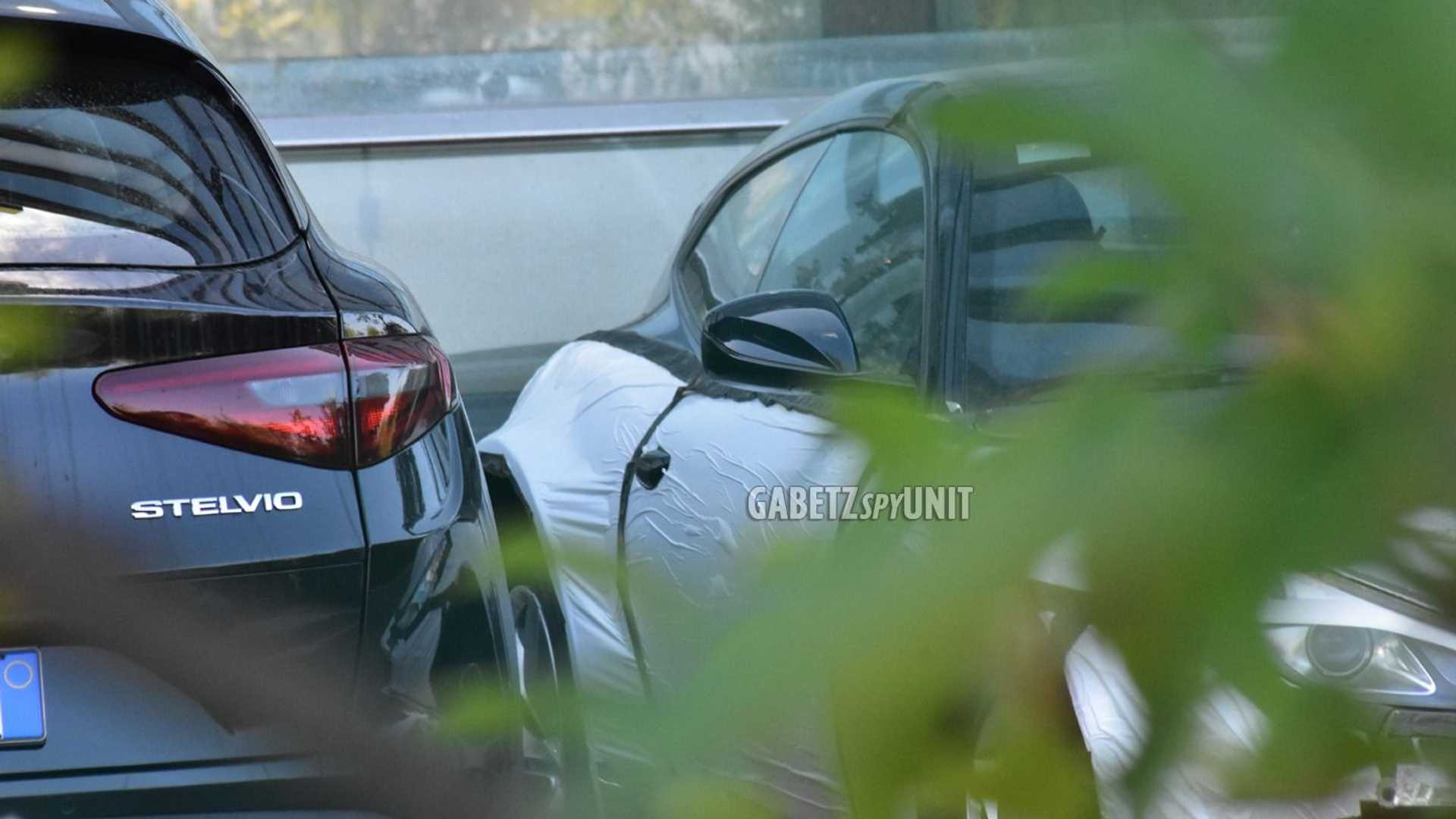 Ferrari Purosangue SUV test mule spy photo