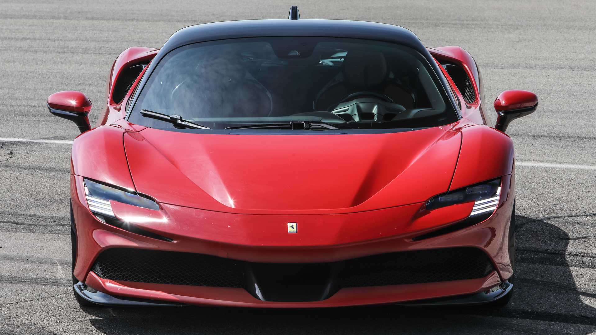 Ferrari SF90 Stradale, the test