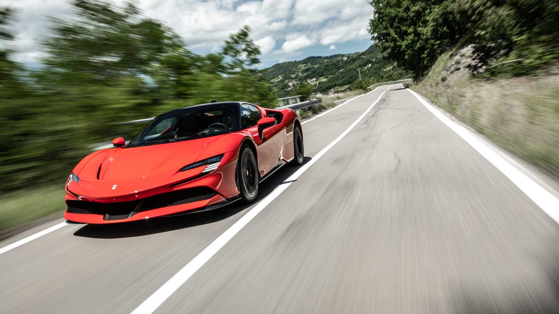 Ferrari SF90 Stradale, the test