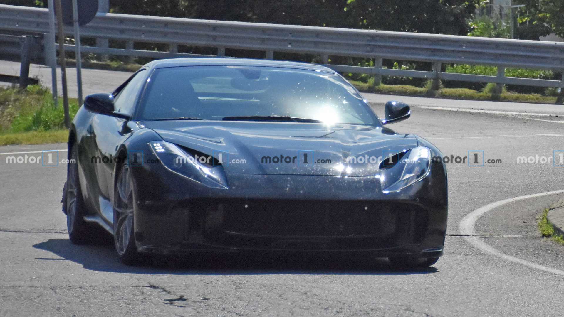 Ferrari 812 GTO spy photo