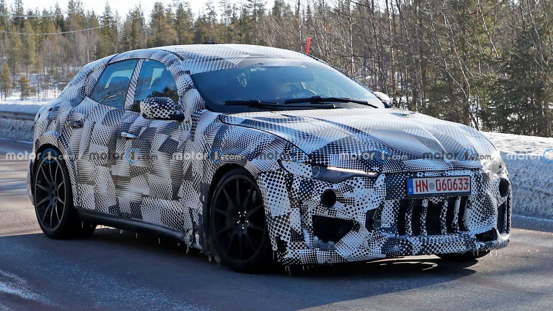 Ferrari Purosangue Mule Front View Spy Photo