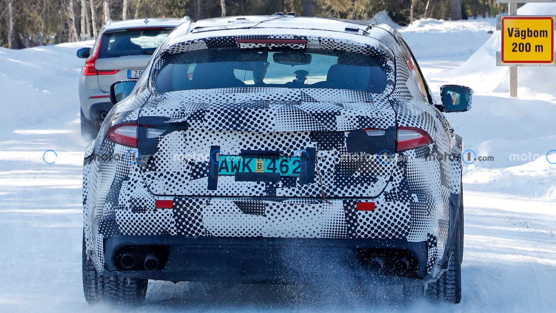 Ferrari Purosangue Mule Rear View Spy Photo