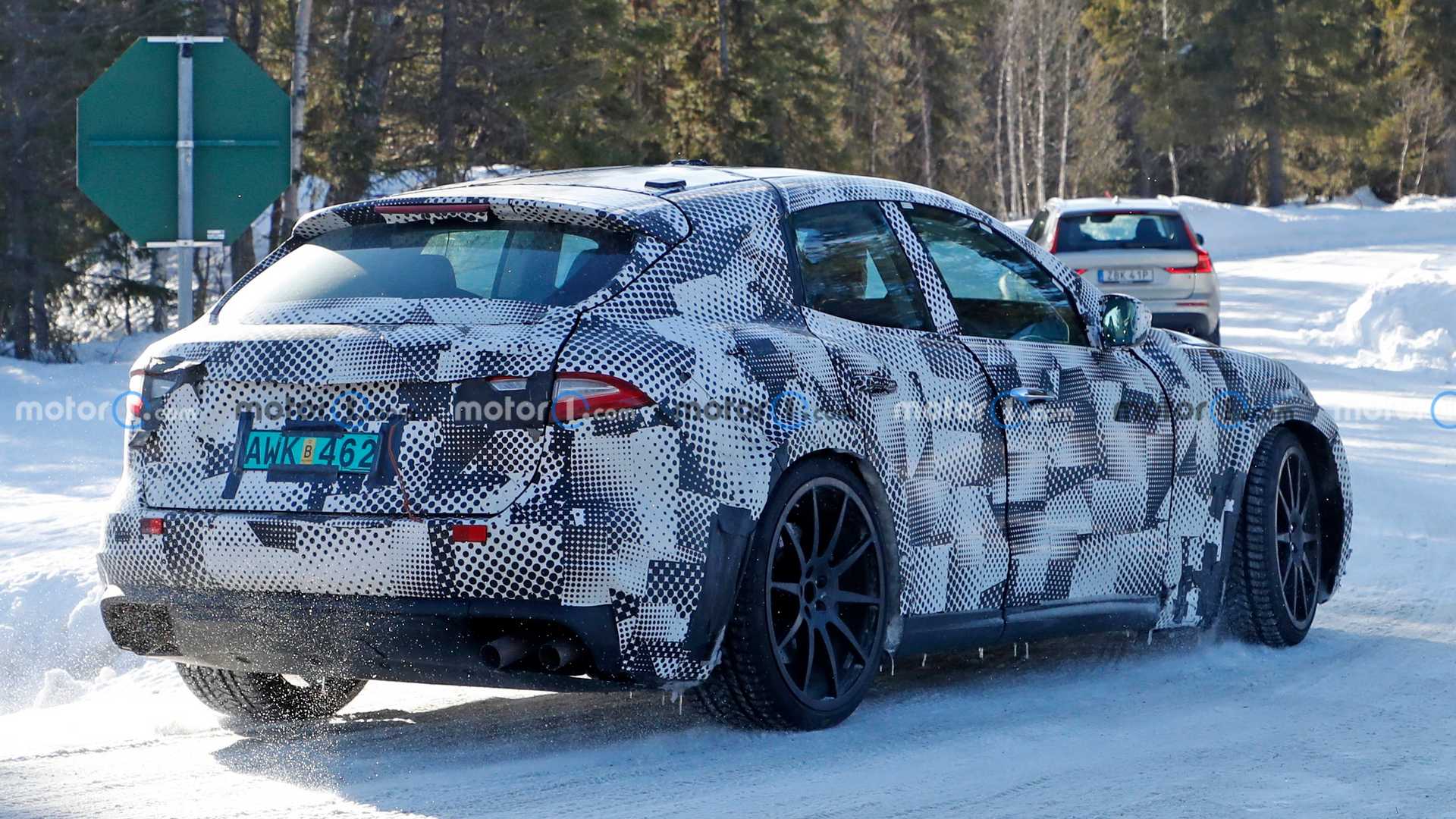 Ferrari Purosangue Mule Rear View Spy Photo