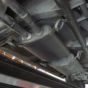 Undercarriage clean and rust-free