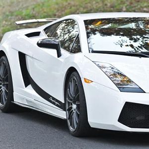 lambo75 800x500