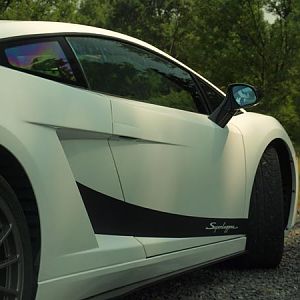 Lambo 2012 side 1