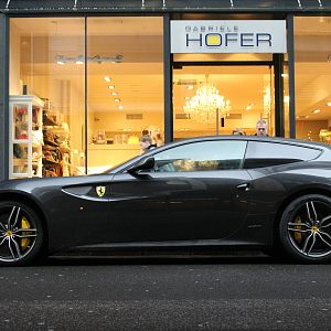 2880-1800-crop-ferrari-ff-c116025012018085150_1