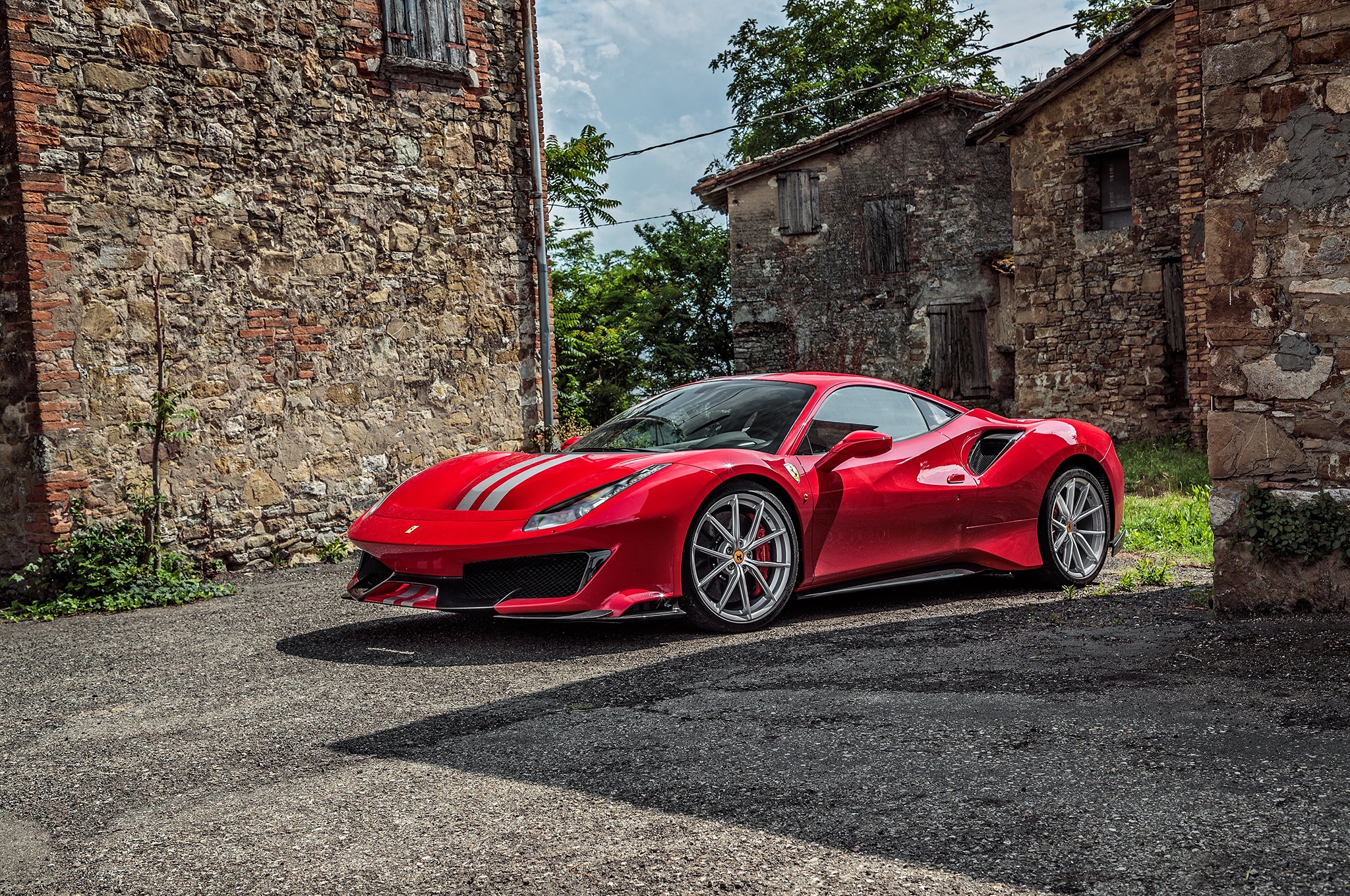 2019 Ferrari 488 Pista Front Three Quarter 05 Ferrarichat